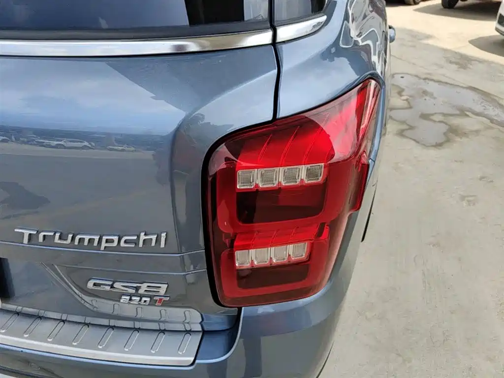 GAC Motor Trumpchi GS8 2016 — фото 8