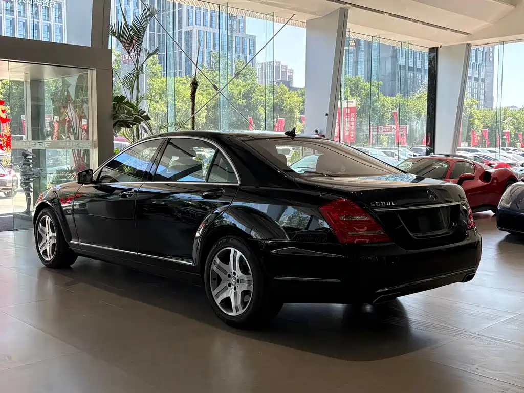 Mercedes-Benz S-Class 2010 — фото 6