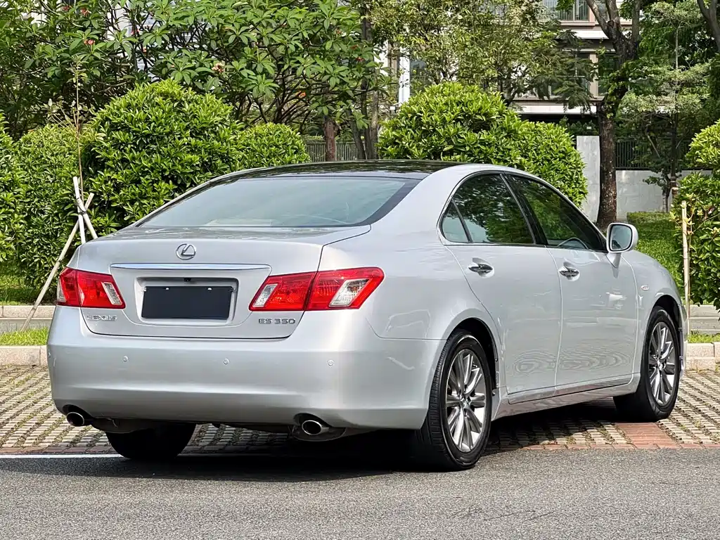 Lexus ES 2008 — фото 13