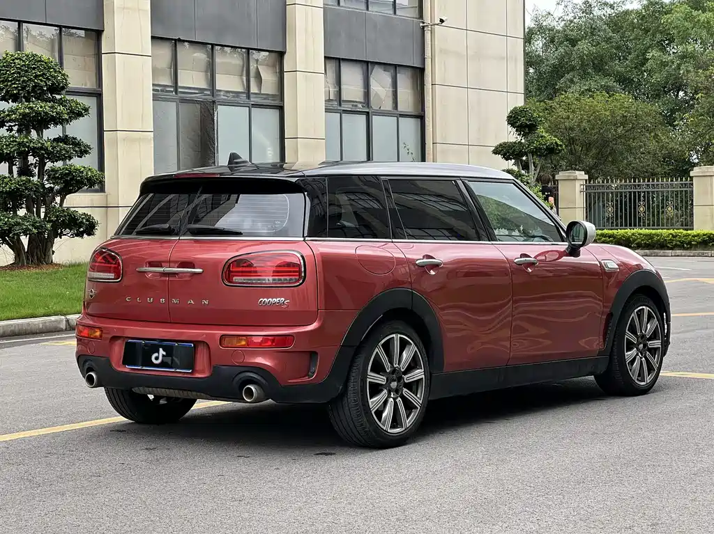 MINI Clubman 2023 — фото 28