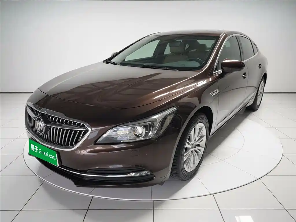 Buick LaCrosse 2017 — фото 1