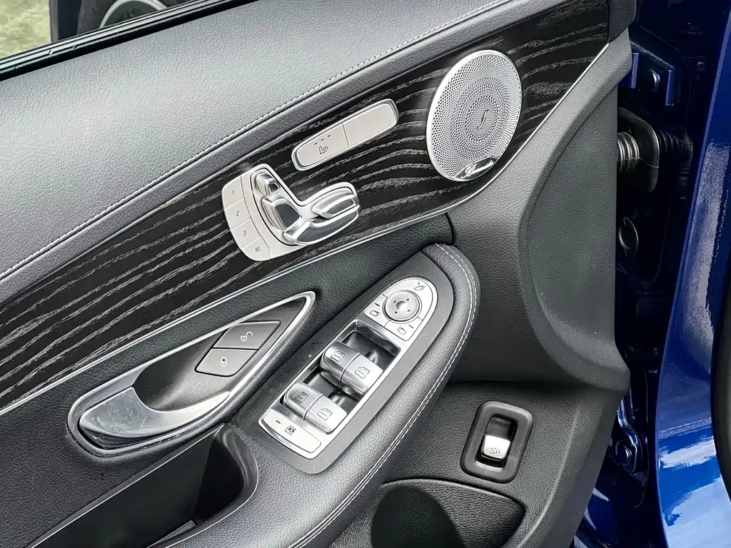 Mercedes-Benz C-Class 2021 — фото 11