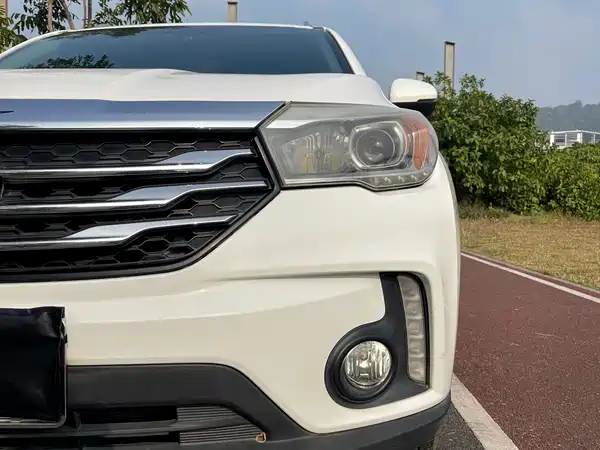 GAC Trumpchi GS4 2016