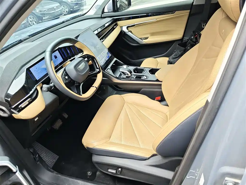 Geely Boyue L 2023 — фото 15