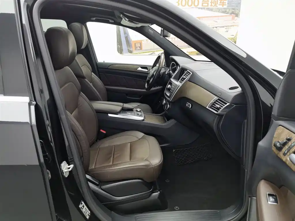 Mercedes-Benz GL-Class 2015 — фото 23