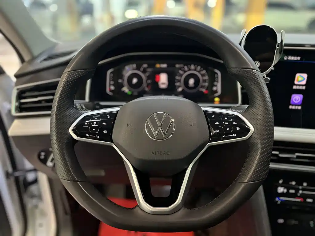 Volkswagen Tiguan L New Energy 2024 — фото 10