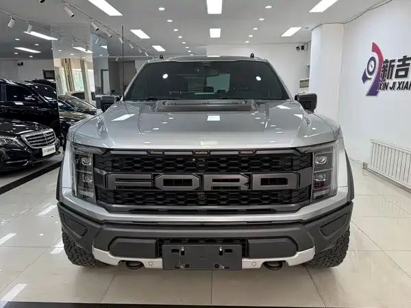 Ford F-150 Raptor 2023
