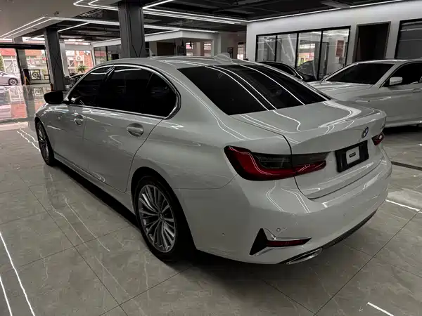 BMW 3 Series 2020
