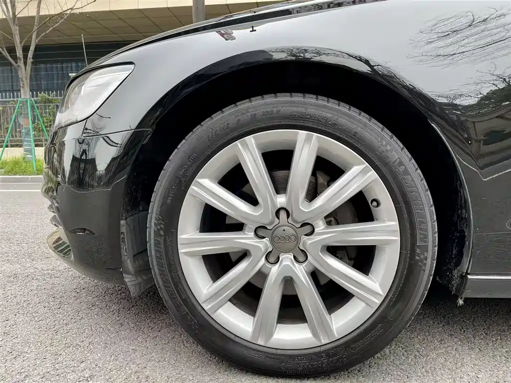 Audi A6L 2015 — фото 23