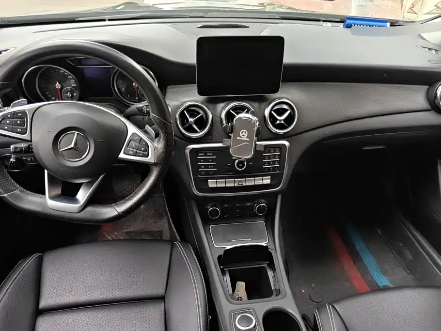 Mercedes-Benz GLA 2019 — фото 12
