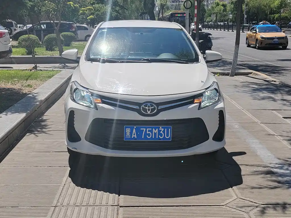 Toyota Vios 2021 — фото 2