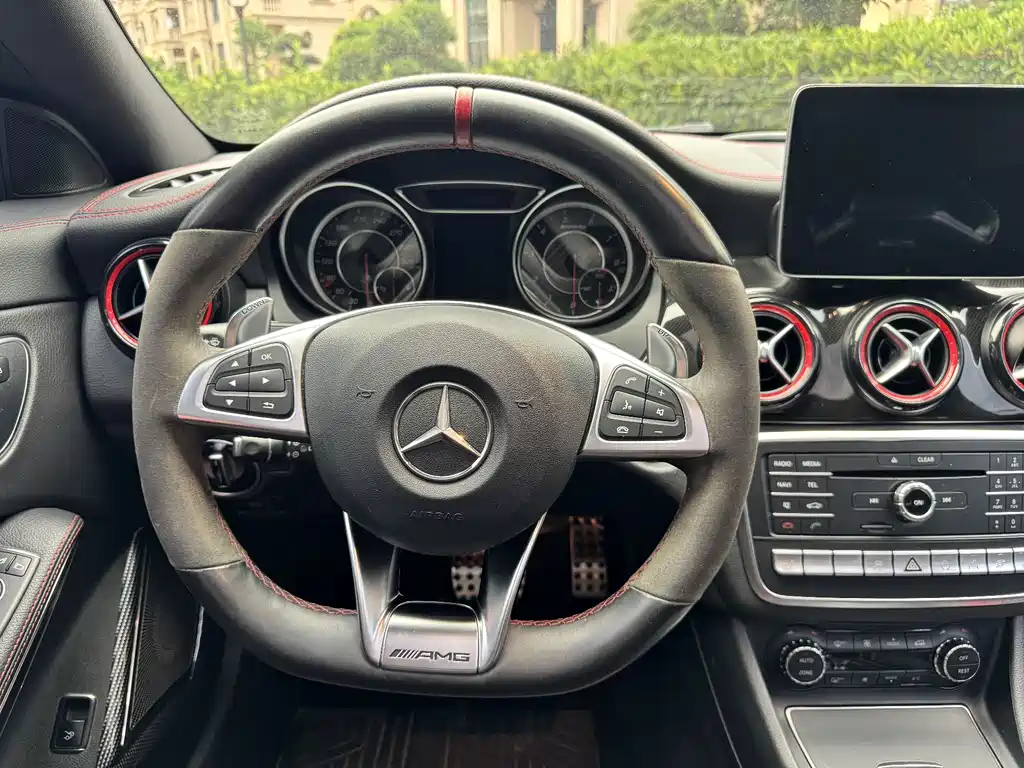 Mercedes-Benz CLA AMG 2019 — фото 8