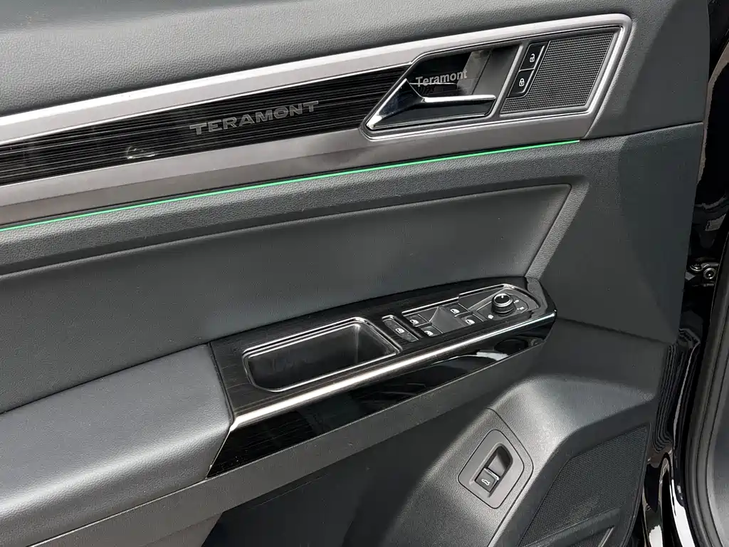 Volkswagen Teramont 2018 — фото 28