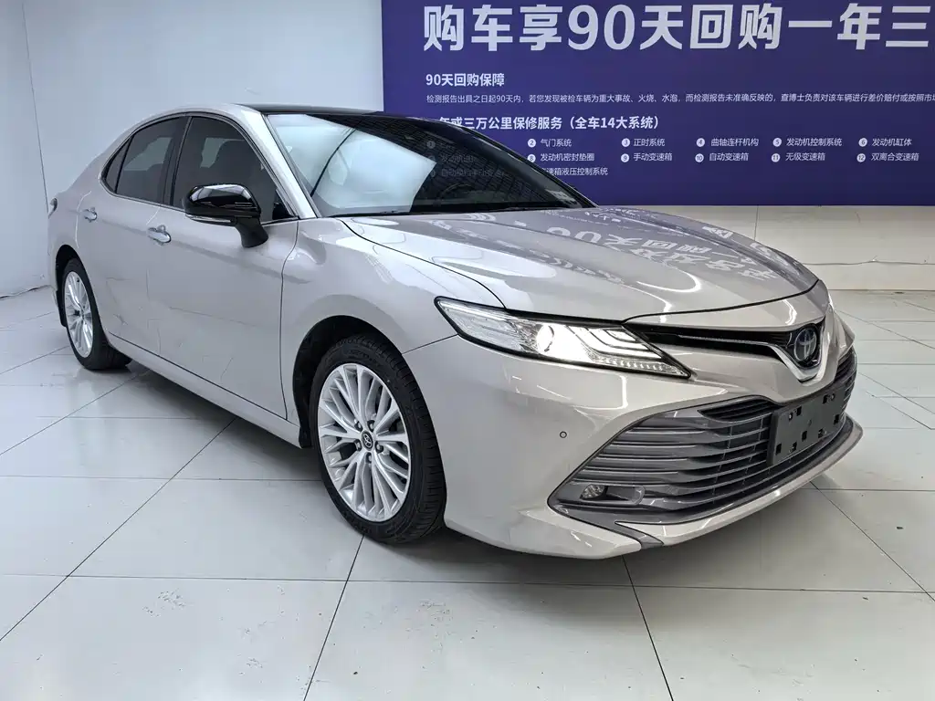 Toyota Camry 2020 — фото 3