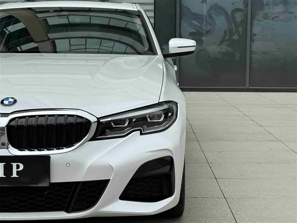 BMW 3 Series 2021 — фото 10
