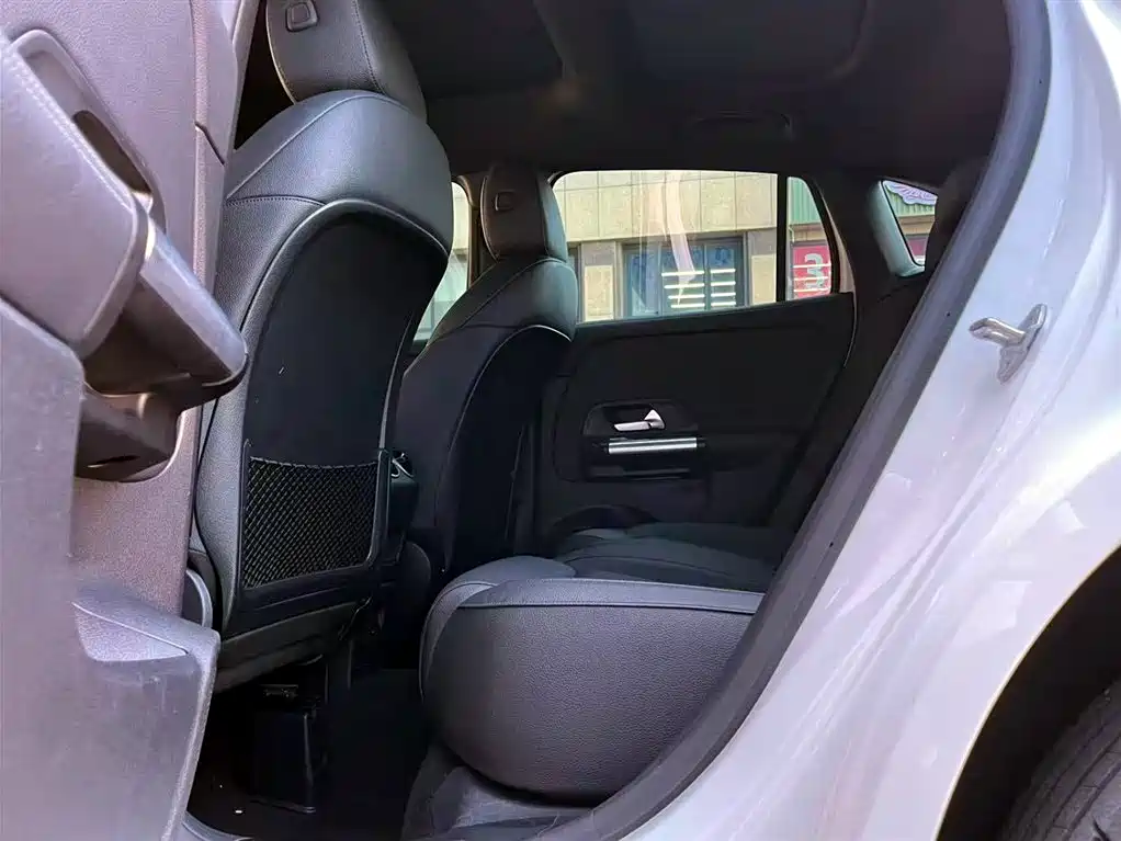 Mercedes-Benz GLA 2022 — фото 10
