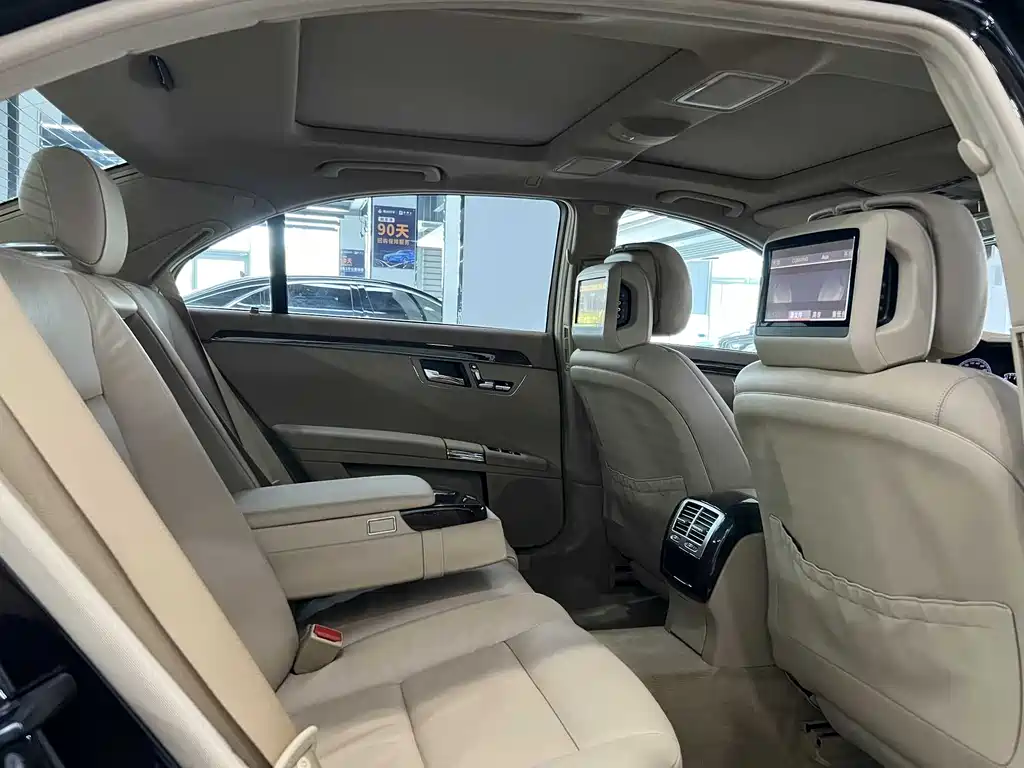 Mercedes-Benz S-Class 2012 — фото 17