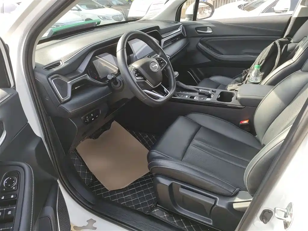 GAC Motor Trumpchi GS4 2023 — фото 11
