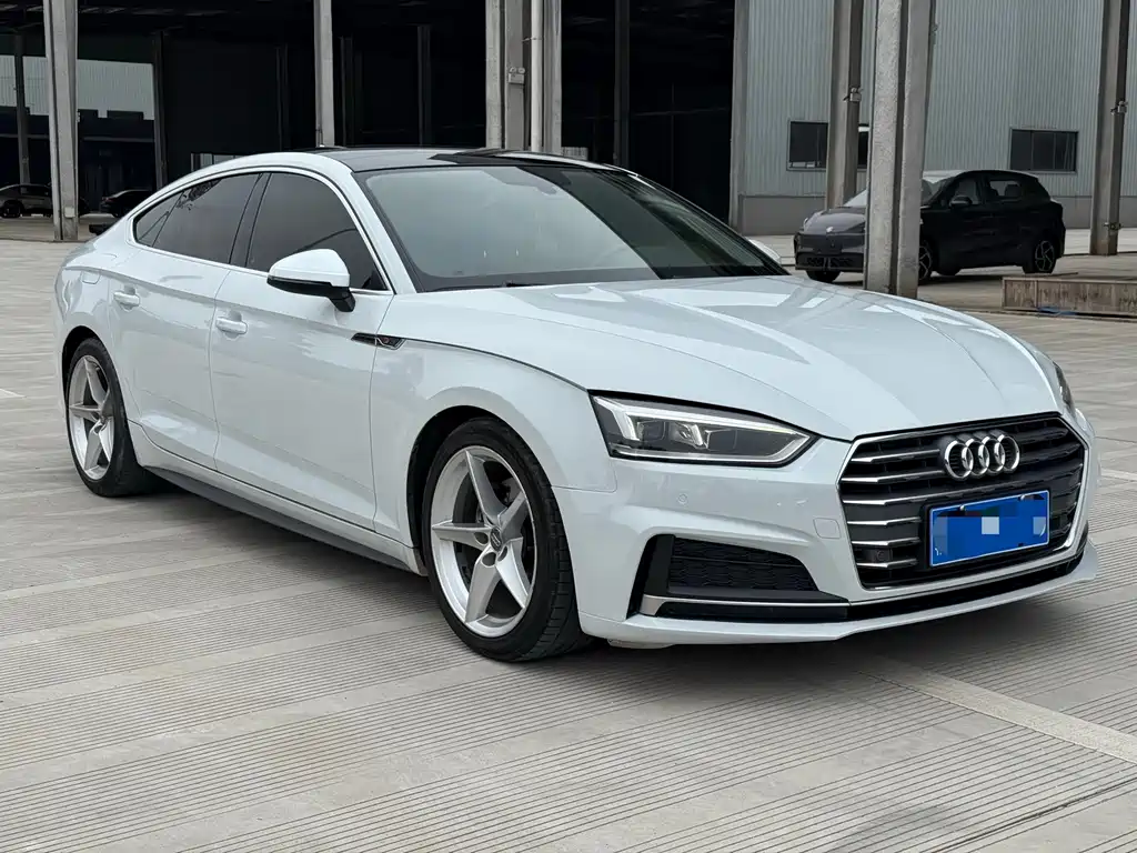 Audi A5 2019 — фото 1