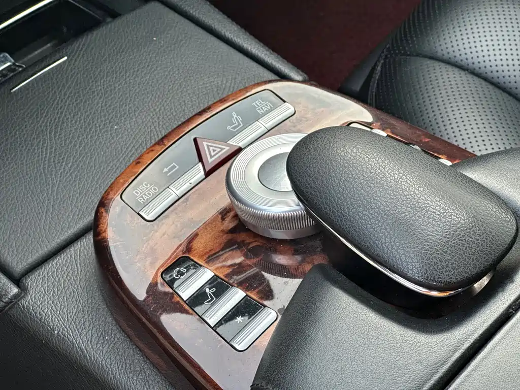 Mercedes-Benz S-Class 2011 — фото 15