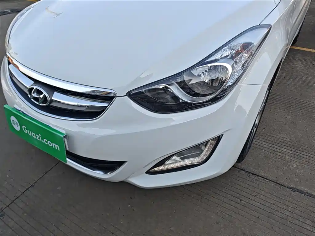 Hyundai Elantra Langdong 2015 — фото 24