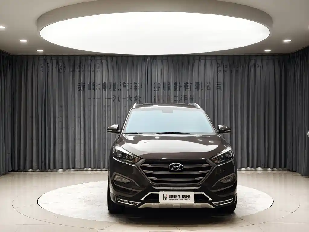 Hyundai Tucson 2018 — фото 2