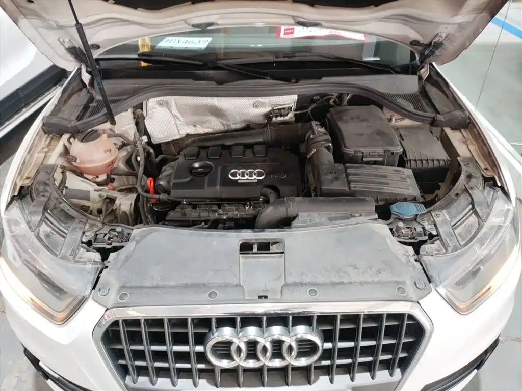Audi Q3 2014 — фото 16