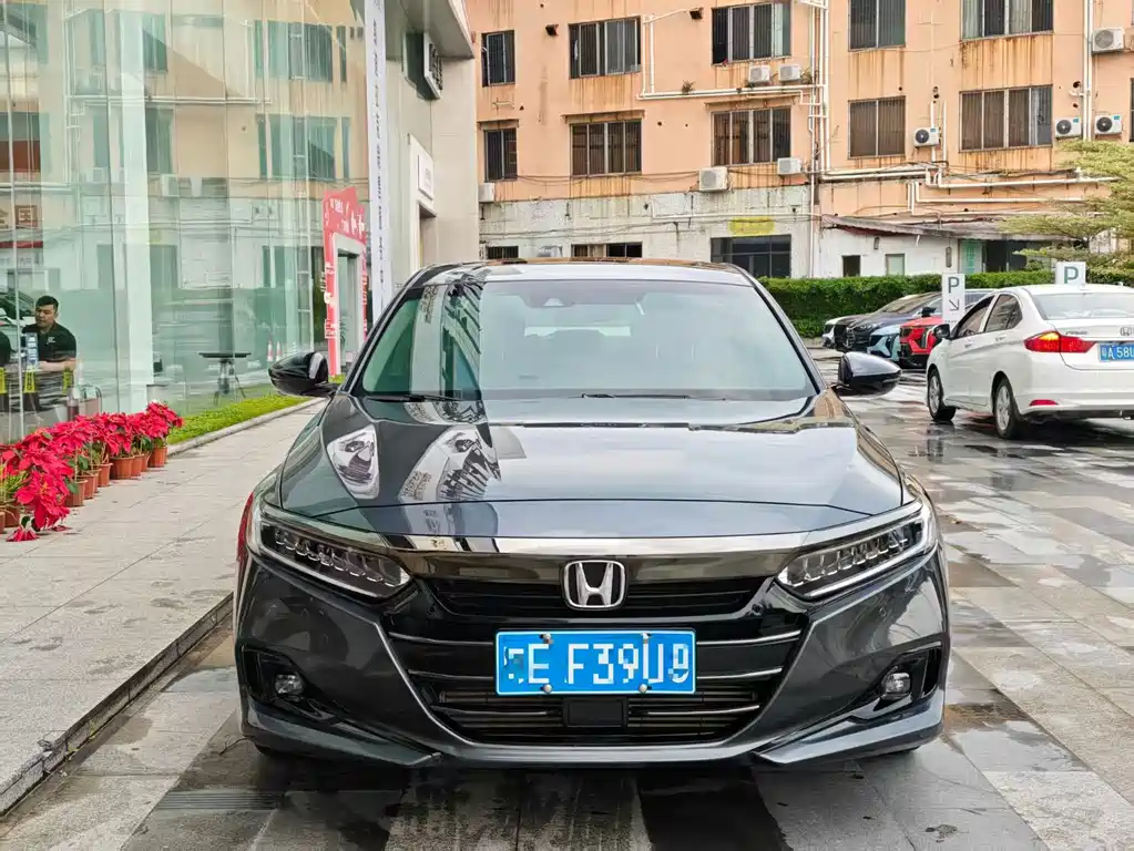Honda Accord 2022 — фото 2