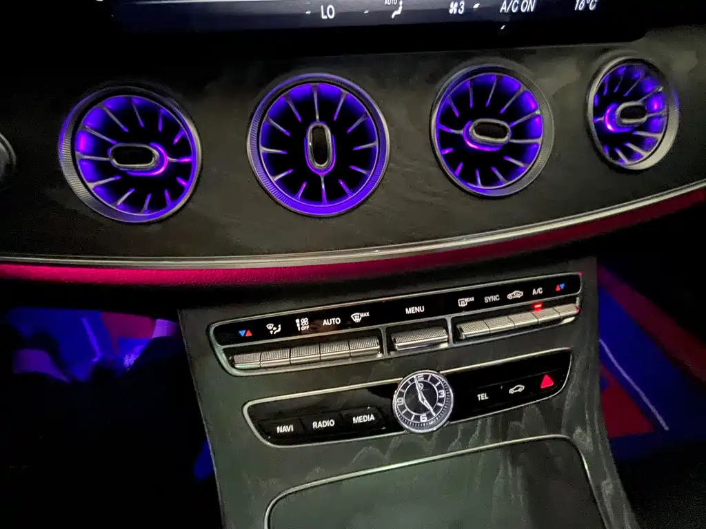 Mercedes-Benz CLS 2020 — фото 36