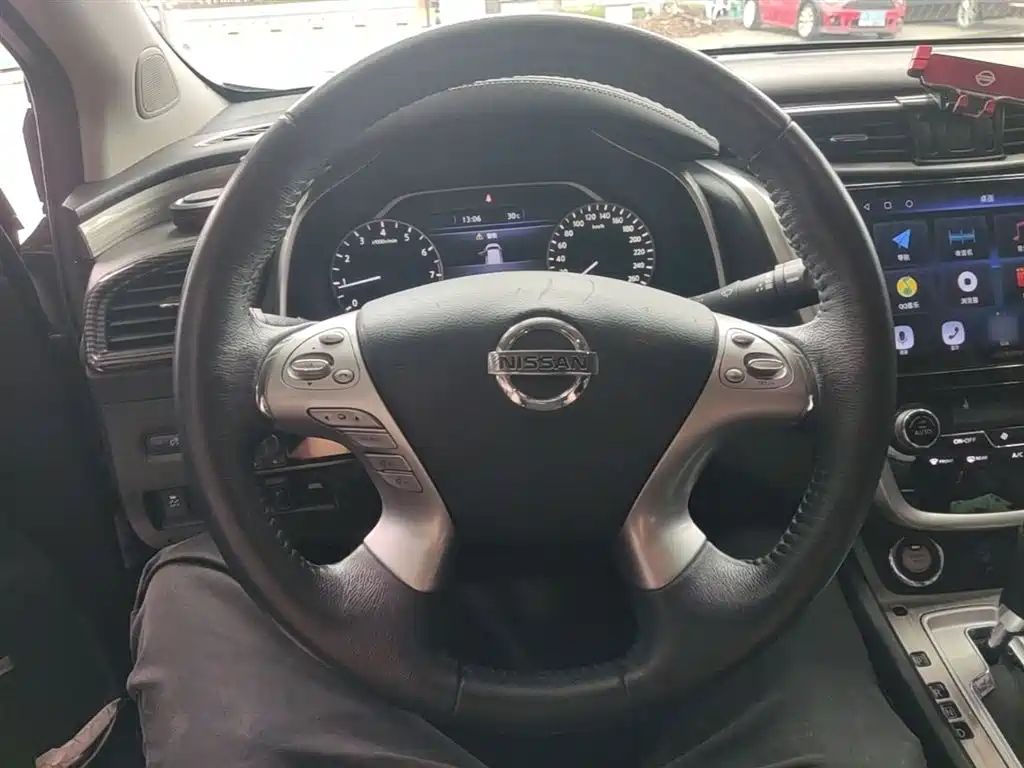 Nissan Murano 2018 — фото 11