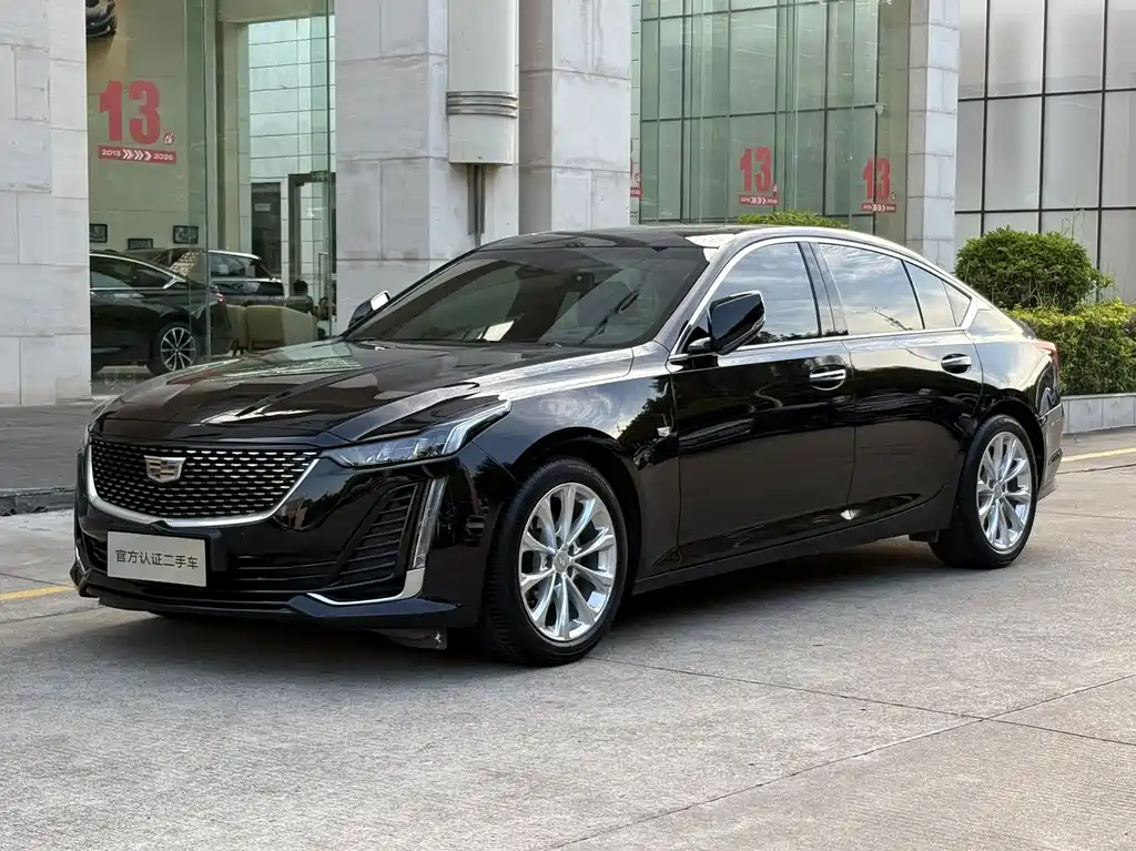 Cadillac CT5 2023 — фото 1