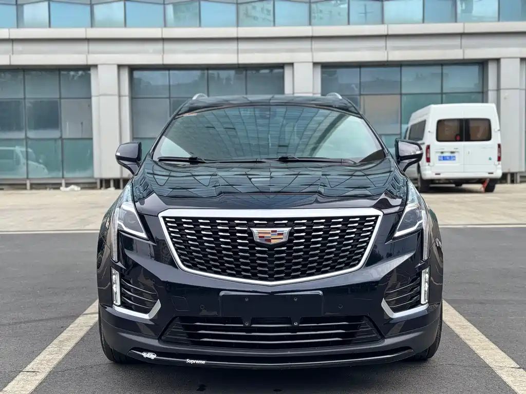 Cadillac XT5 2021 — фото 2