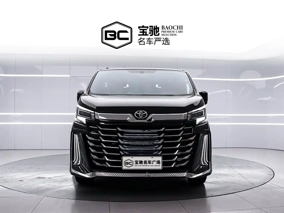Toyota Hiace 2025 — фото 2