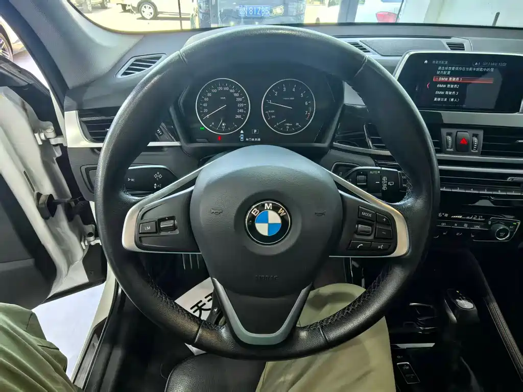 BMW X1 2017 — фото 13