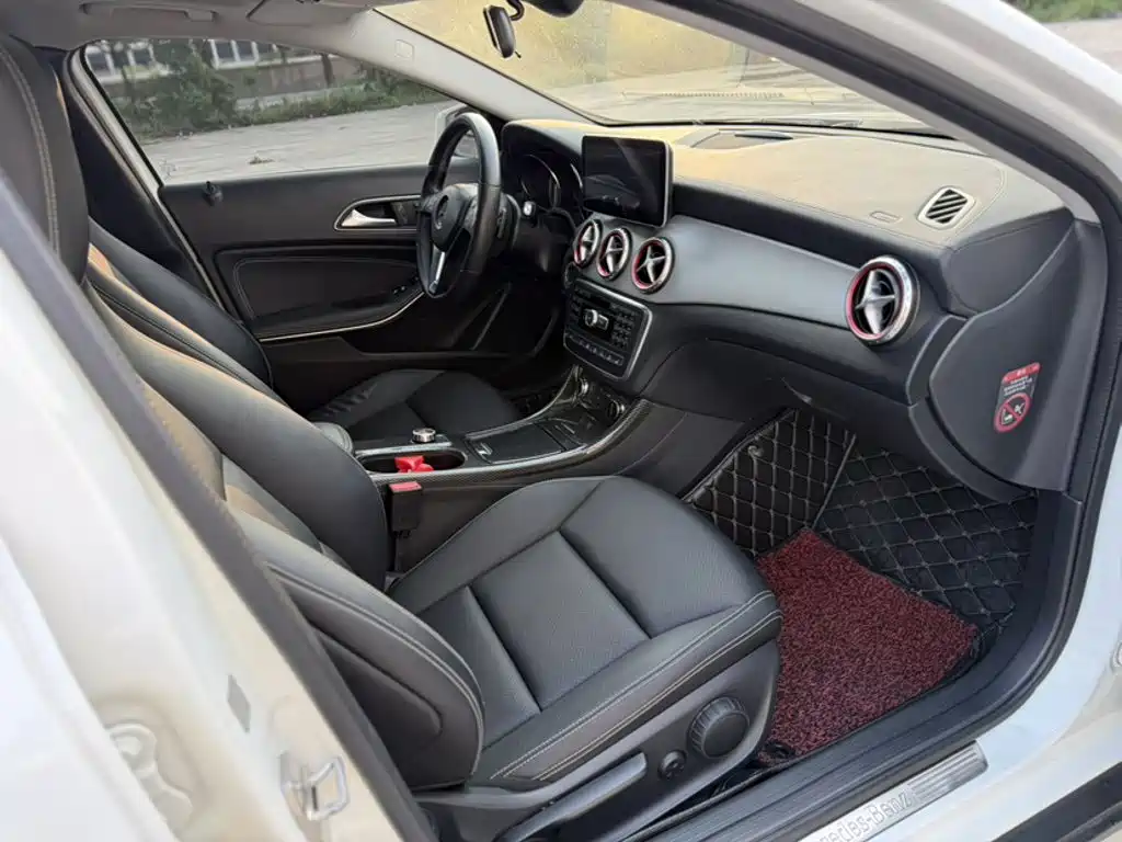 Mercedes-Benz GLA 2015 — фото 21