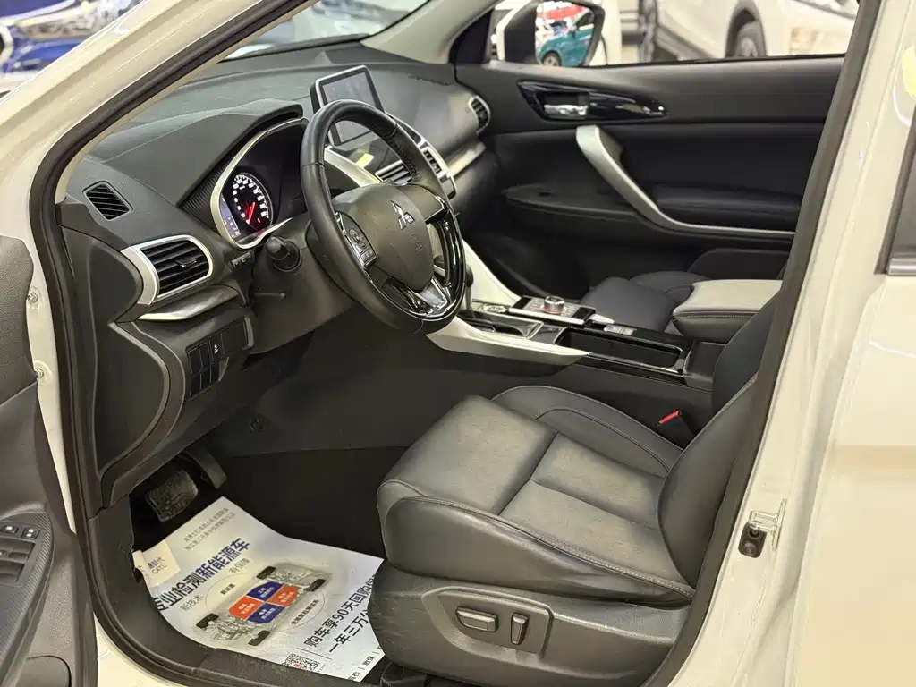Mitsubishi Eclipse Cross 2022 — фото 4