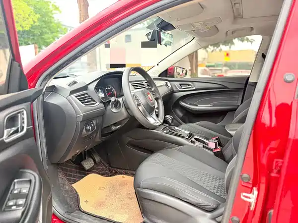 Roewe i5 2019