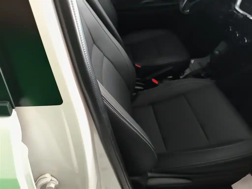 Toyota Vios FS 2022 — фото 25