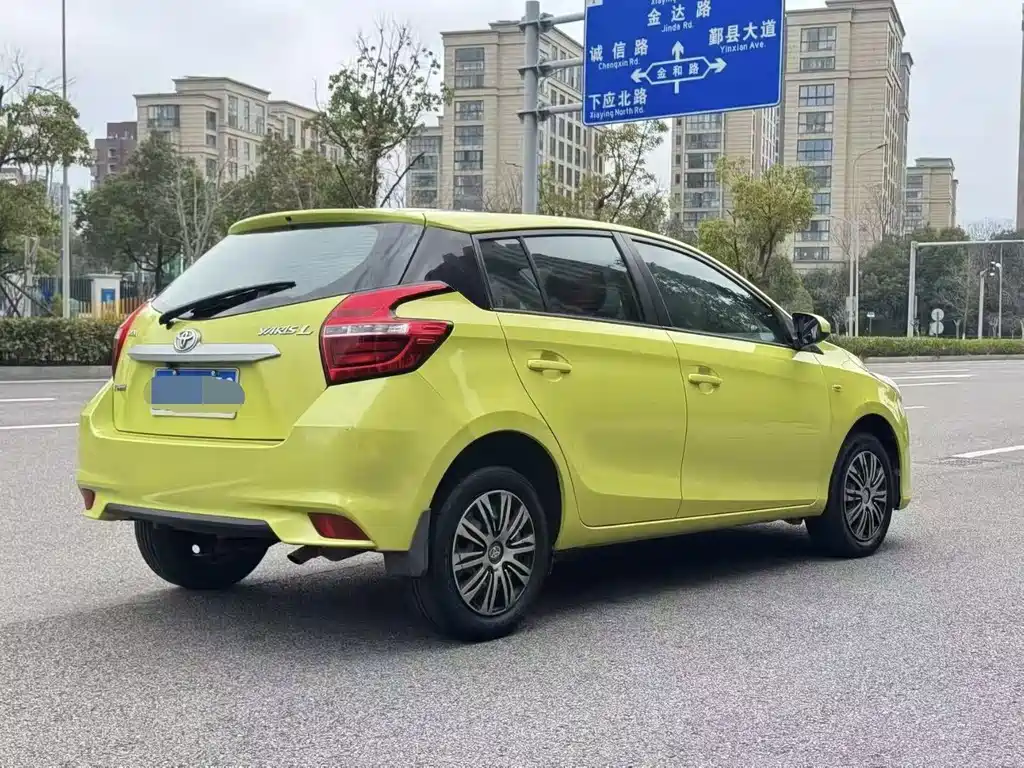 Toyota Yaris L 2017