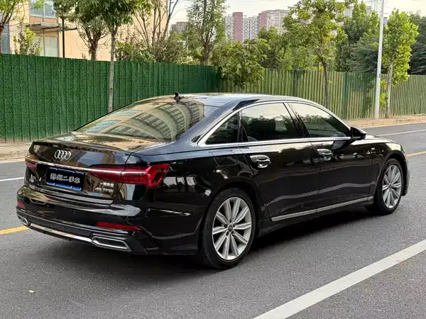 Audi A6L 2020