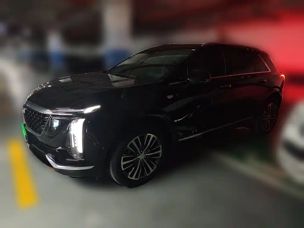 Cadillac XT5 2025 — фото 1