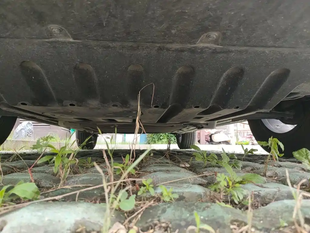 BYD Seal 05 DM-i 2025 — фото 23