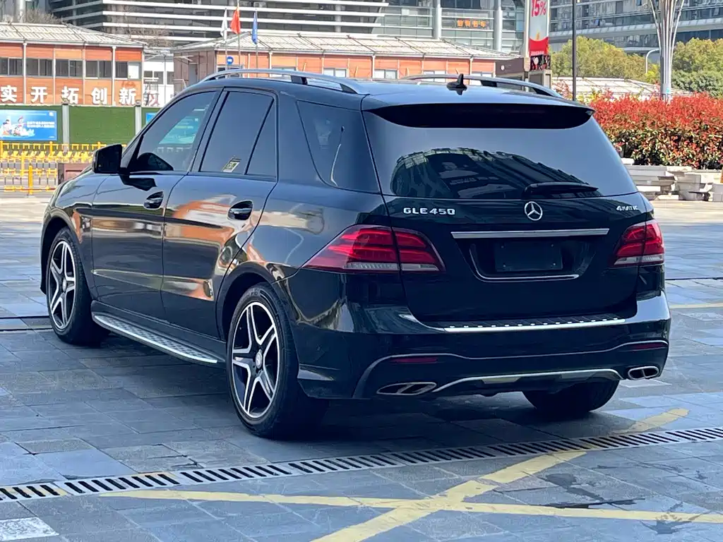 Mercedes-Benz GLE 2016 — фото 14