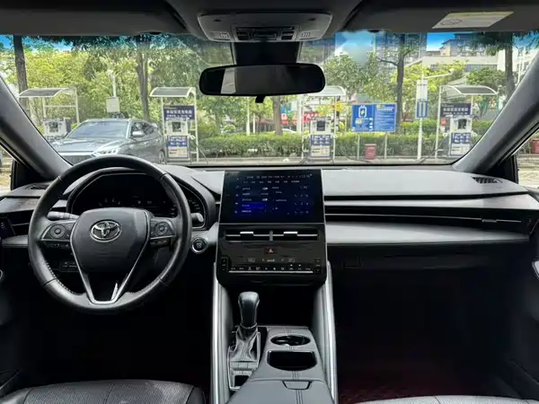 Toyota Avalon 2023