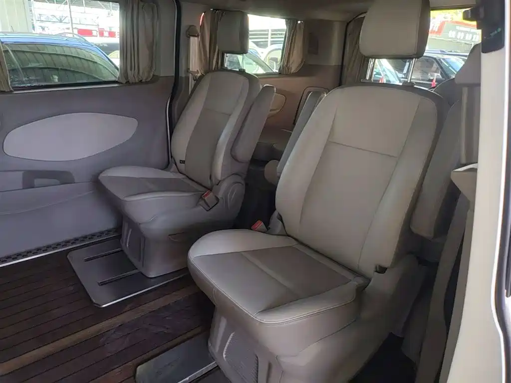 Ford Tourneo 2021 — фото 17