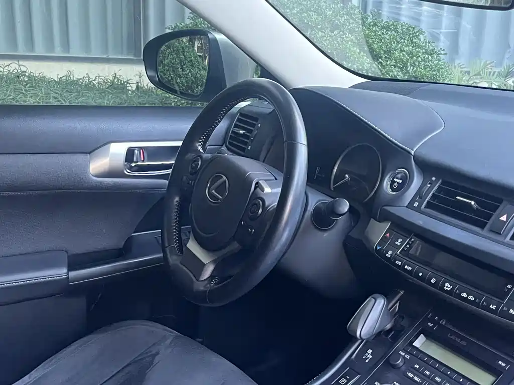 Lexus CT 2021 — фото 14
