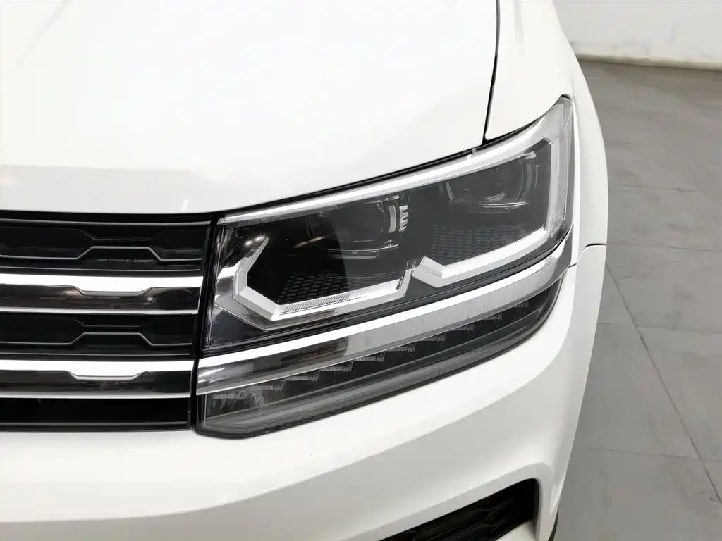 Volkswagen Tharu 2020