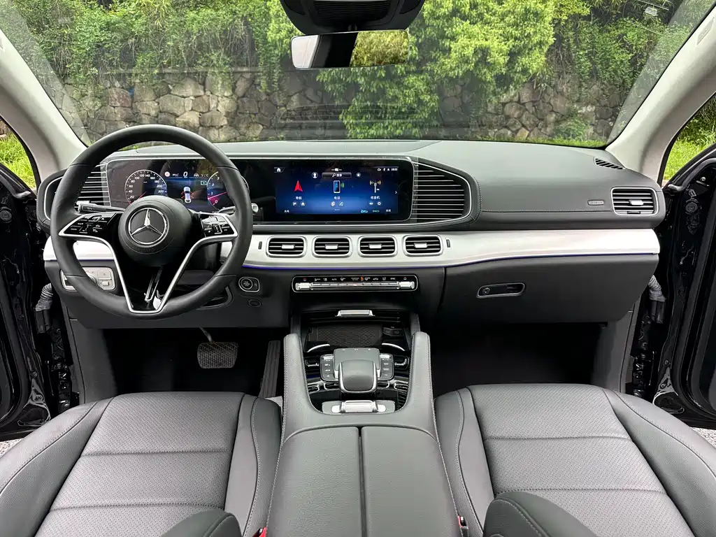 Mercedes-Benz GLE Coupe 2024 — фото 11