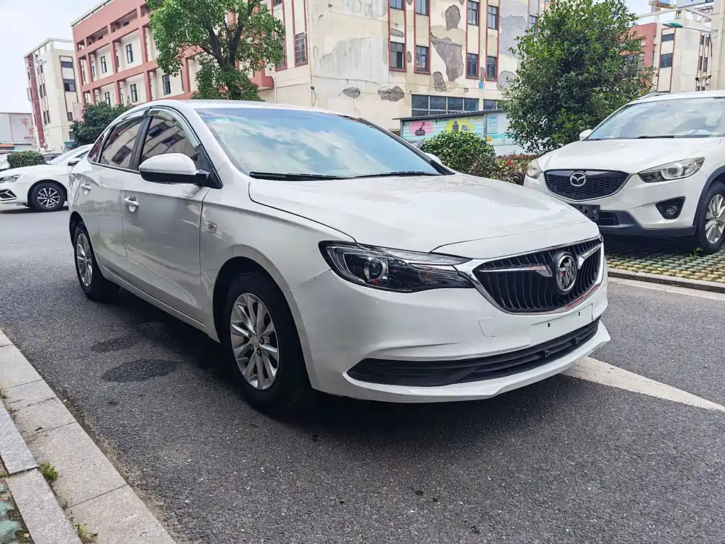 Buick Excelle 2019 — фото 2