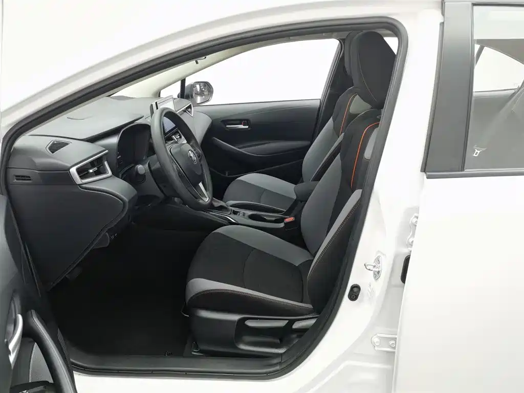 Toyota Corolla 2022 — фото 10